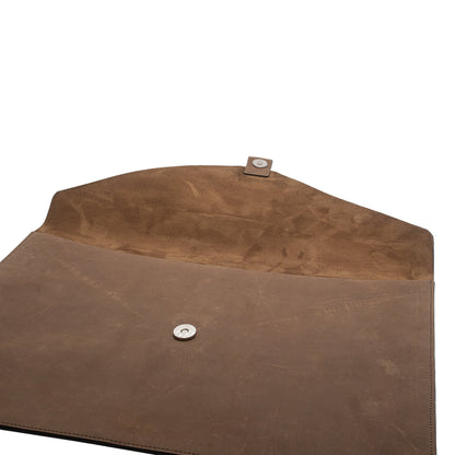 The Heritage Hide Sleeve